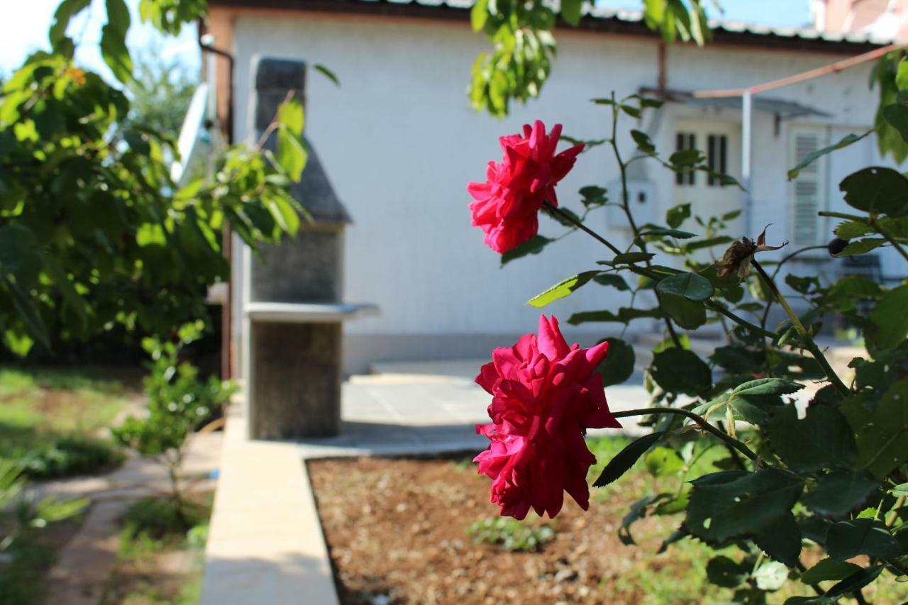 Kantrida Home Rijeka Exterior photo